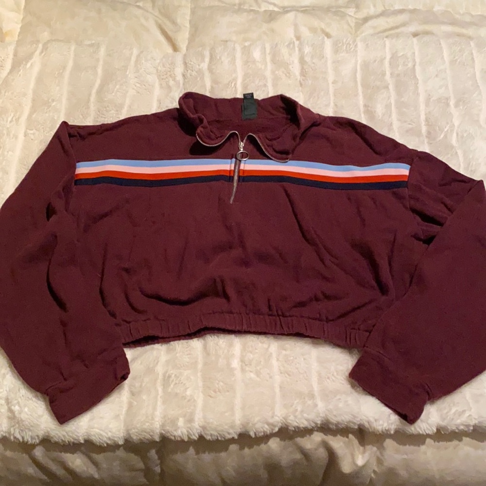 Cropped pullover. Size xl